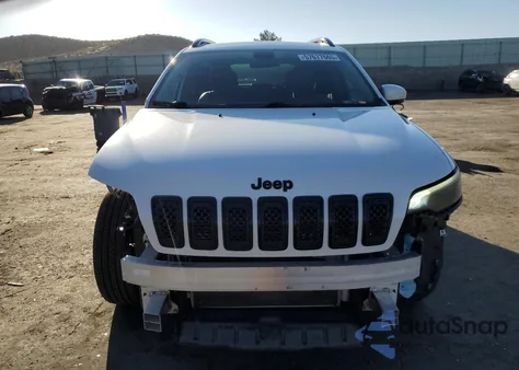 2019 Jeep Cherokee Latitude Plus z USA, uszkodzony, nr VIN 1C4PJLLB2KD377323